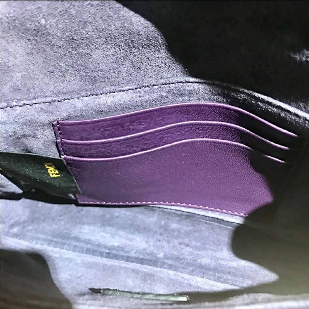 FENDI Be Lether Crossbody - Picture 8 of 8